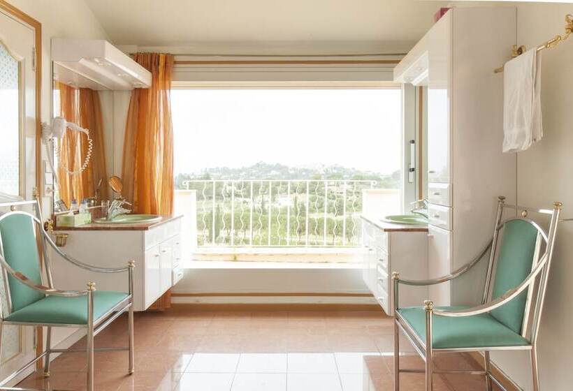 مبيت وإفطار Domaine Du Paradis Des Oiseaux