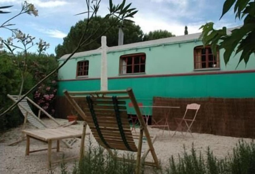 Bed and Breakfast L Amandari