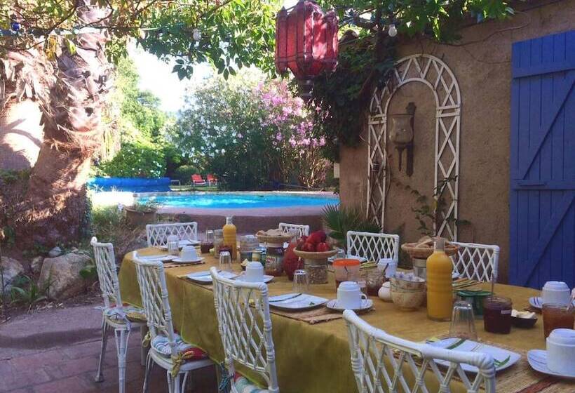 Bed and Breakfast L Amandari