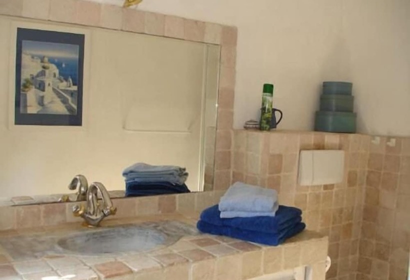 Bed and Breakfast L Amandari