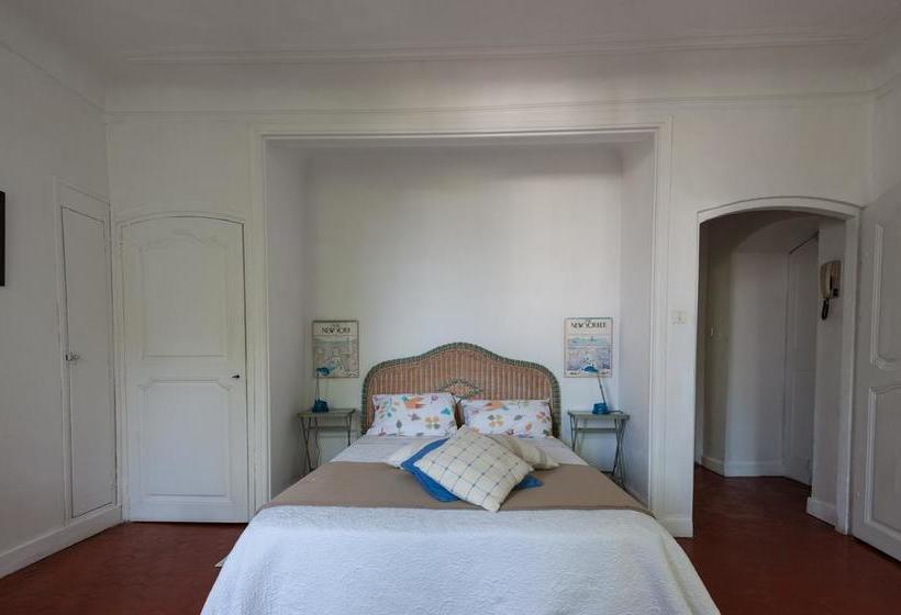 Bed and Breakfast L Enclos