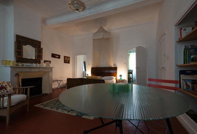 Bed and Breakfast L Enclos