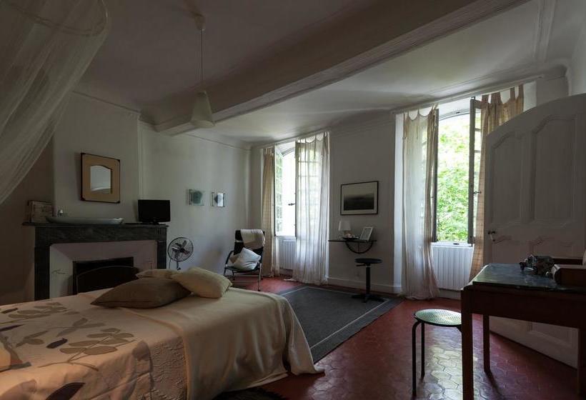 Bed and Breakfast L Enclos