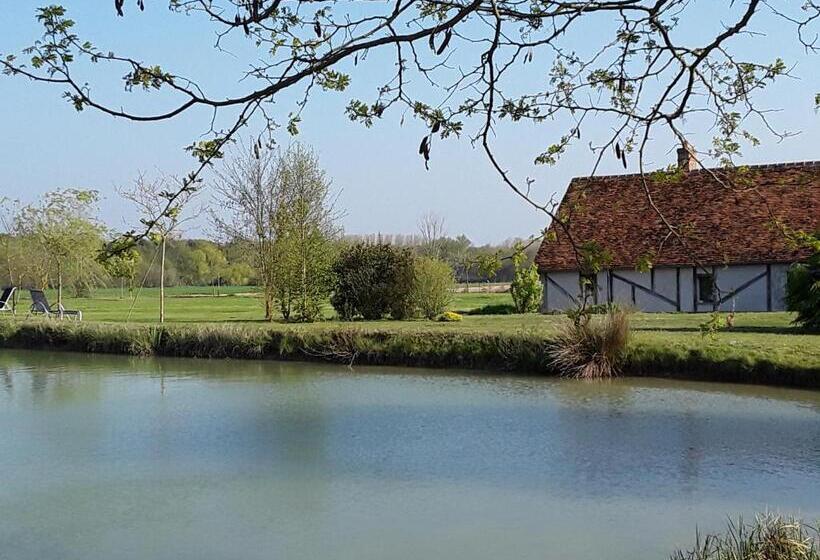 مبيت وإفطار La Belvinière Chambres Et Table D Hôtes