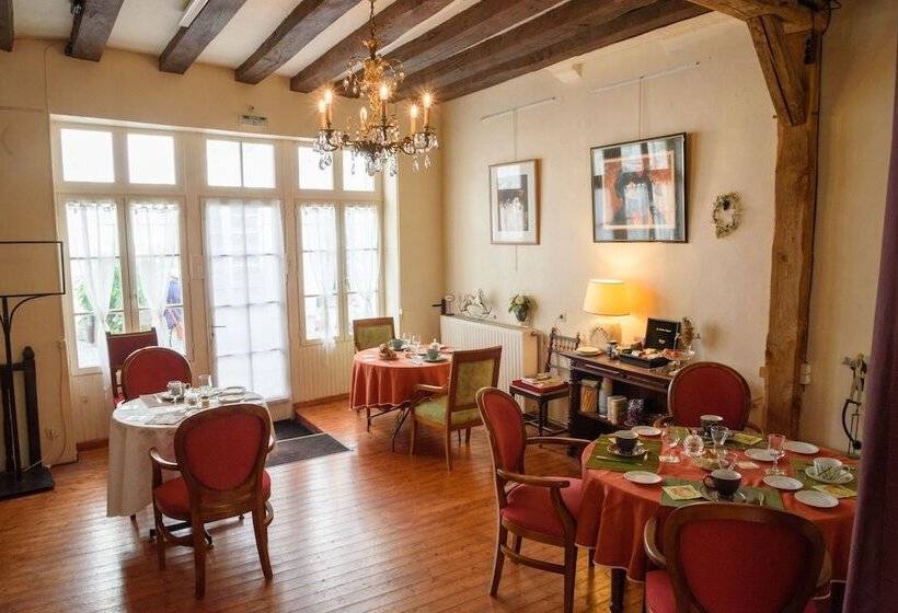 住宿加早餐  La Demeure Saint Ours