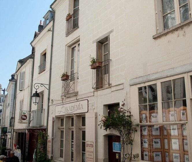 住宿加早餐  La Demeure Saint Ours