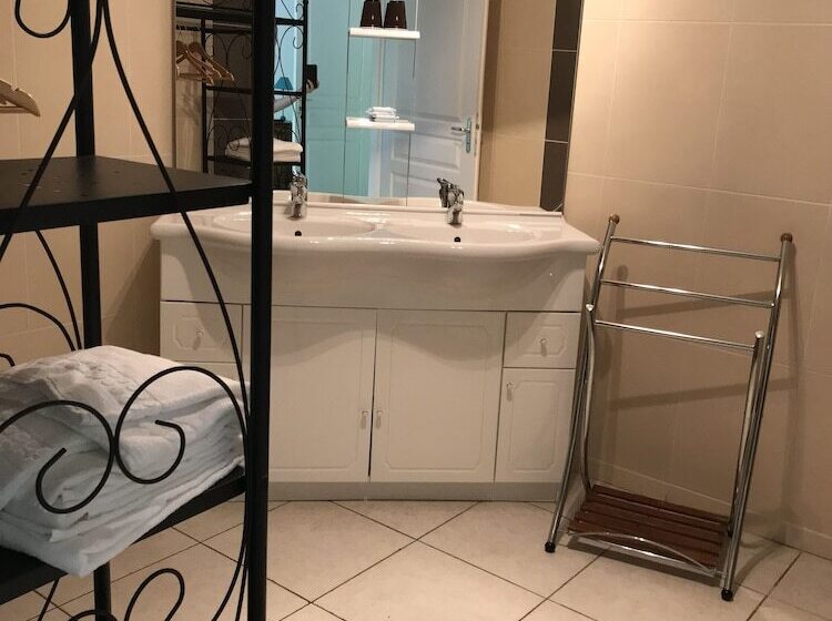 مبيت وإفطار La Ferme Aux Biches