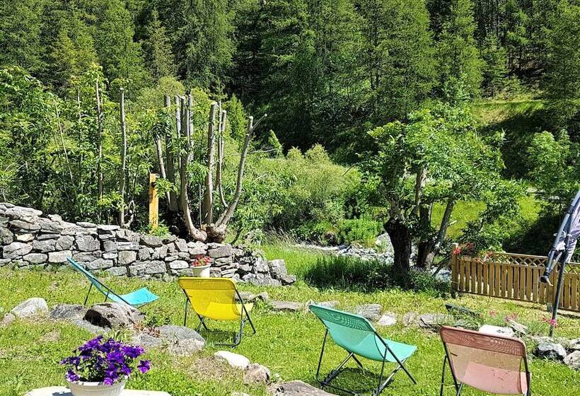 مبيت وإفطار La Jarbelle   Gîte Et Spa