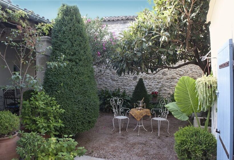 Bed and Breakfast La Maison Du Peintre En Provence