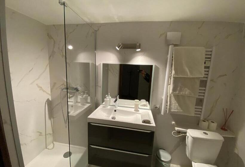 Bed and Breakfast La Villa Du Rhône