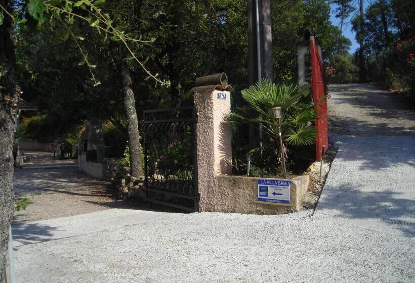 住宿加早餐  La Villa Sam