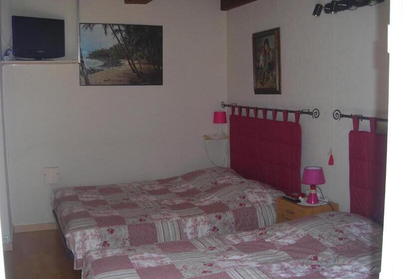 住宿加早餐  La Villa Sam