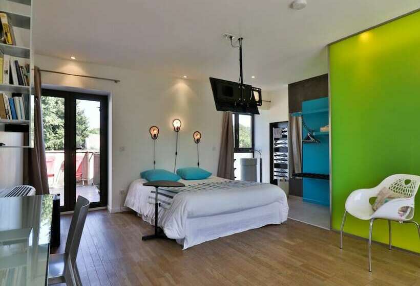 Bed and Breakfast Le Jour Et La Nuit  Maison D Hôtes