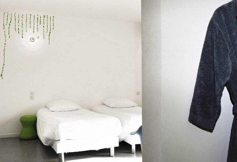 Bed and Breakfast Le Jour Et La Nuit  Maison D Hôtes