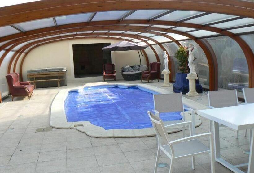 مبيت وإفطار Le Manoir Des Chapelles