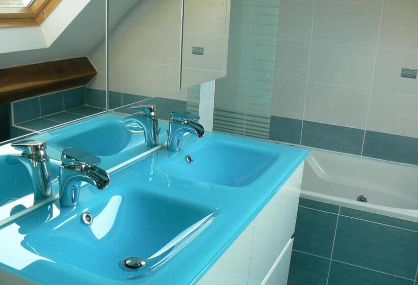 مبيت وإفطار Le Manoir Des Chapelles