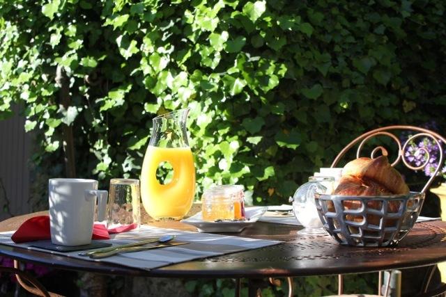 مبيت وإفطار Le Mas De La Lombarde