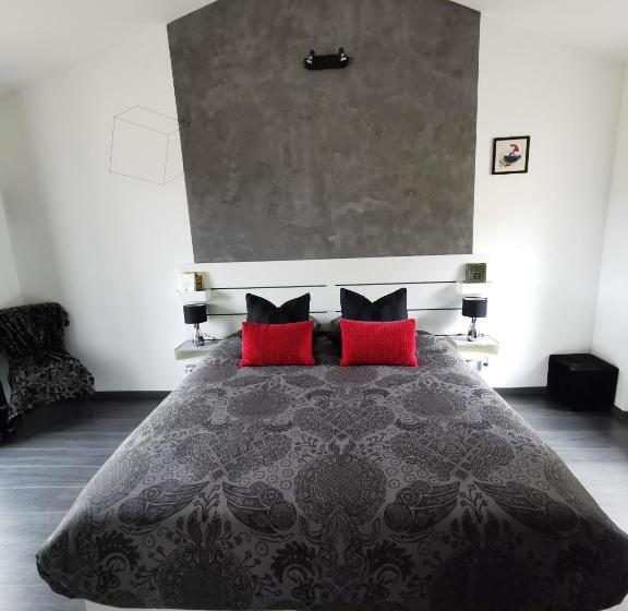 مبيت وإفطار Le Mas Des Loges   Les Vans / Chambonas