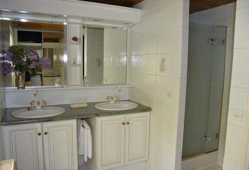 مبيت وإفطار Domaine Du Neufeld