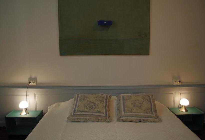 ベッドアンドブレックファースト Le Rayon Vert