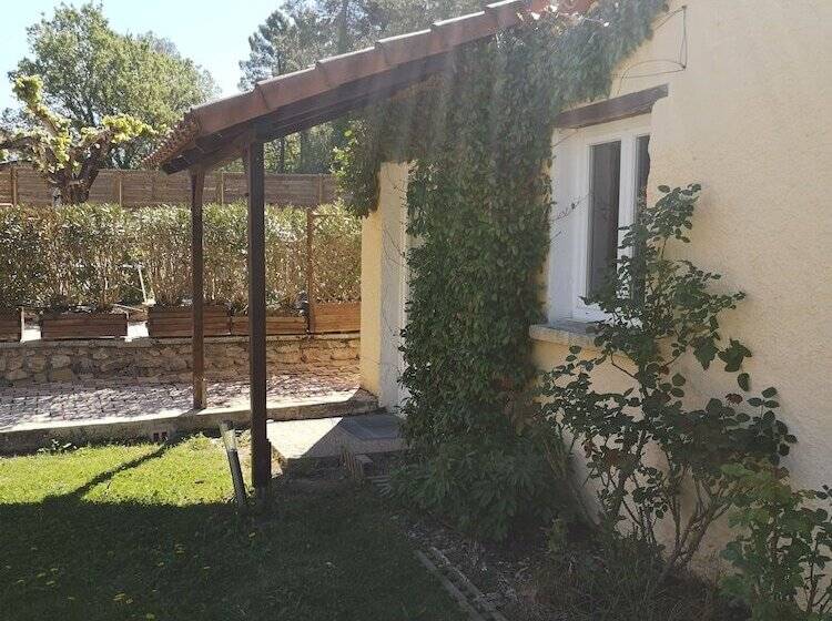 Bed and Breakfast Les Cigales