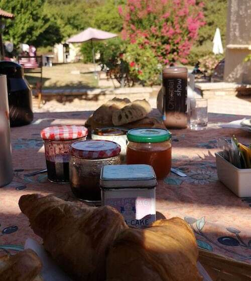 Bed and Breakfast Les Cigales