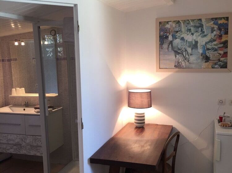 Bed and Breakfast Les Cigales