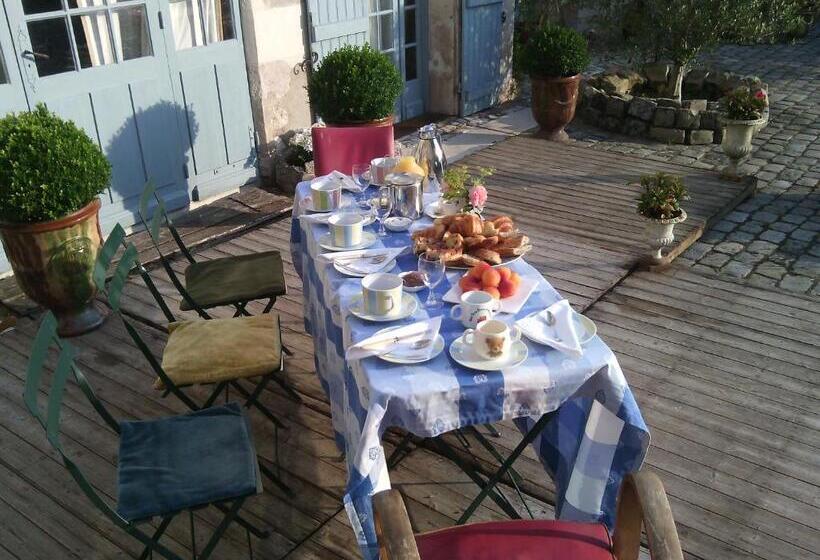 مبيت وإفطار Les Douves