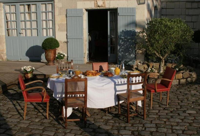 مبيت وإفطار Les Douves