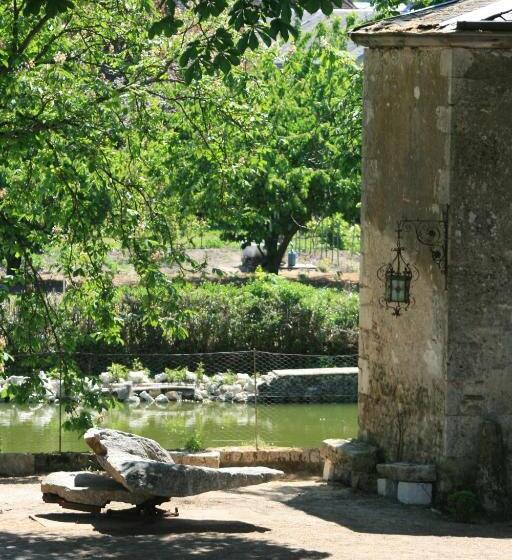 مبيت وإفطار Les Douves