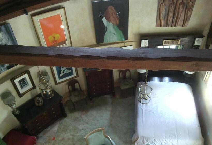 مبيت وإفطار Les Douves