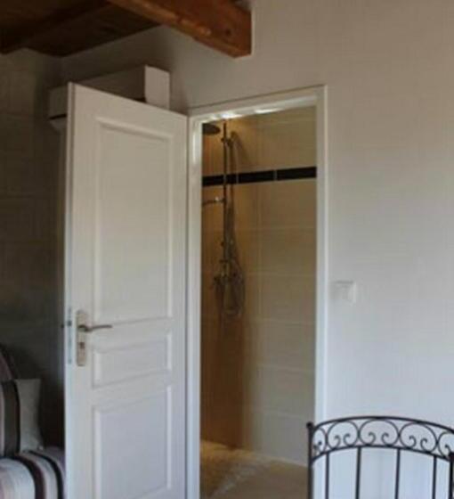 مبيت وإفطار Les Galeries De Beaulac