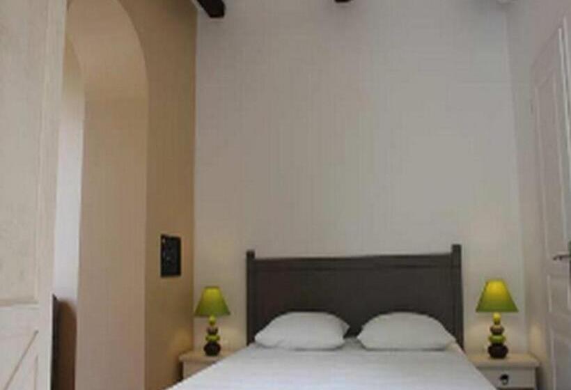 مبيت وإفطار Les Galeries De Beaulac