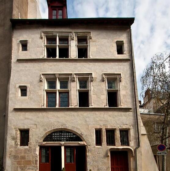 Bed and Breakfast Les Trois Maillets, Monument Historique