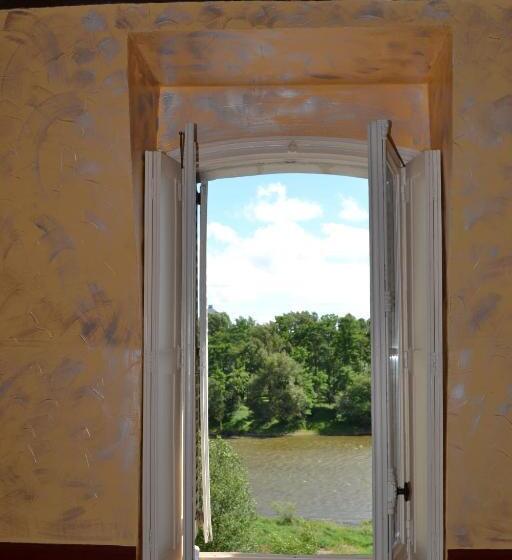 Bed and Breakfast Lit En Loire