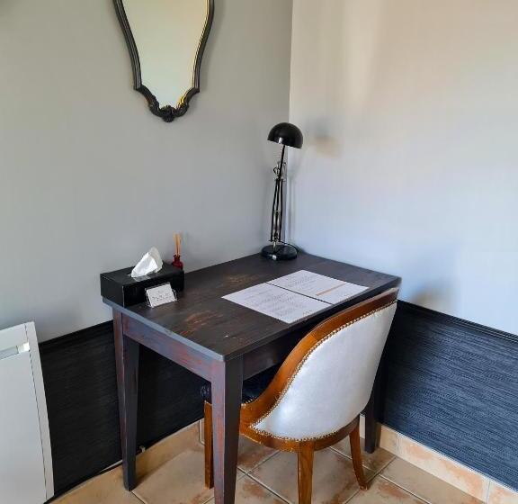 مبيت وإفطار Lyon Faubourg   Saint Priest