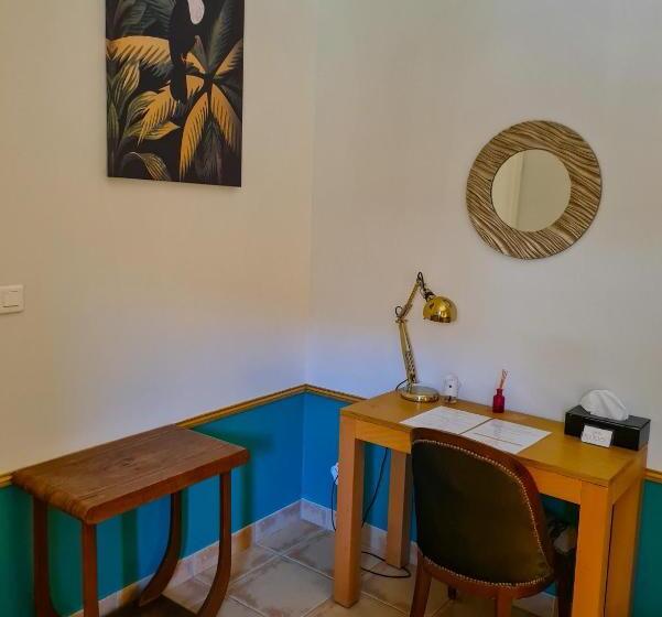 مبيت وإفطار Lyon Faubourg   Saint Priest