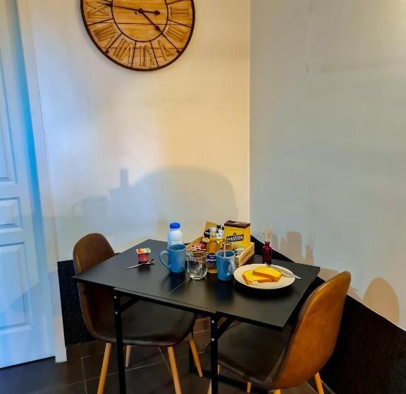 مبيت وإفطار Lyon Faubourg   Saint Priest