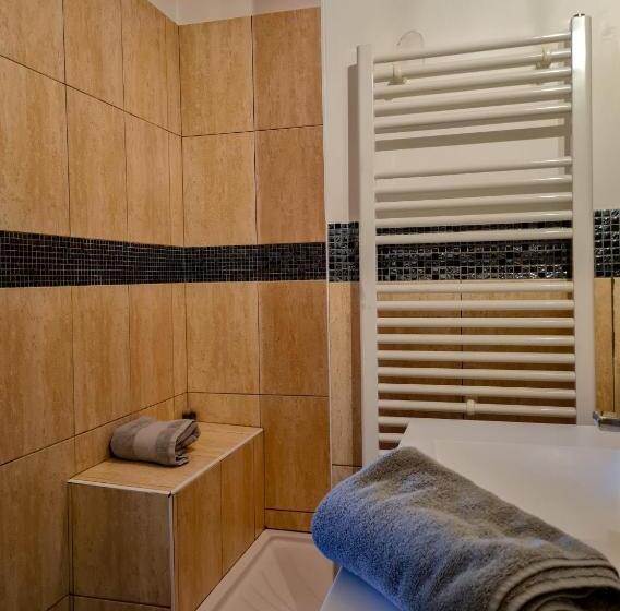 مبيت وإفطار Lyon Faubourg   Saint Priest