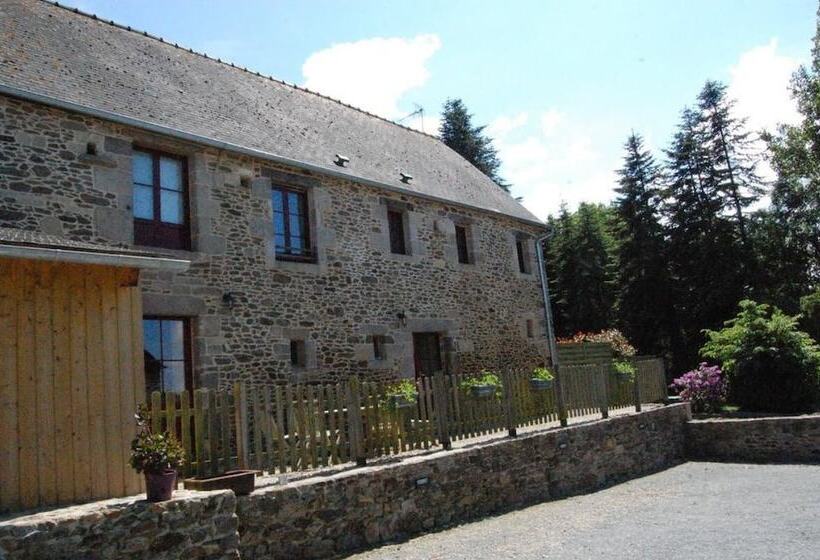 تختخواب و صبحانه Maison D Hotes & Gites Domaine De La Garaye