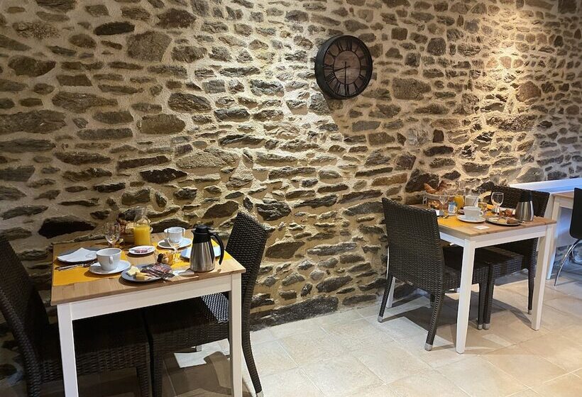 تختخواب و صبحانه Maison D Hotes & Gites Domaine De La Garaye