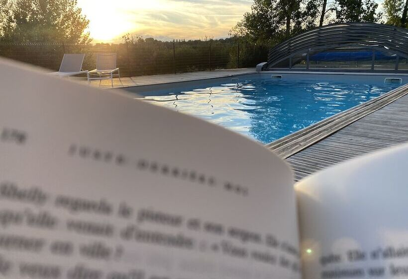 تختخواب و صبحانه Maison D Hotes & Gites Domaine De La Garaye