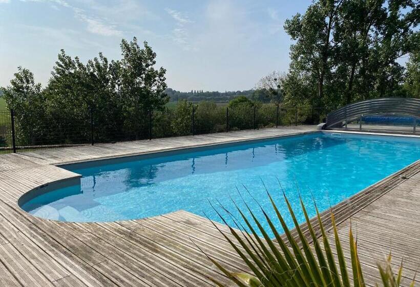 تختخواب و صبحانه Maison D Hotes & Gites Domaine De La Garaye