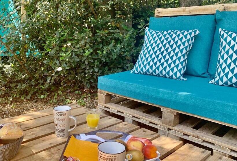 مبيت وإفطار Mas Saint Ange