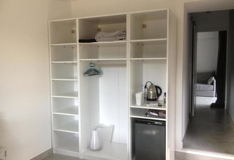 تختخواب و صبحانه New Cabanon