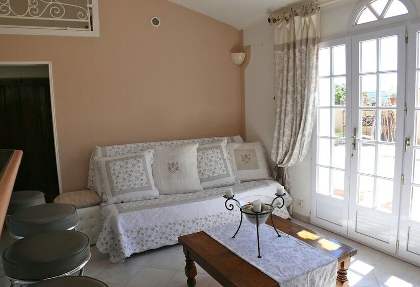 ベッドアンドブレックファースト Parfum De Roses