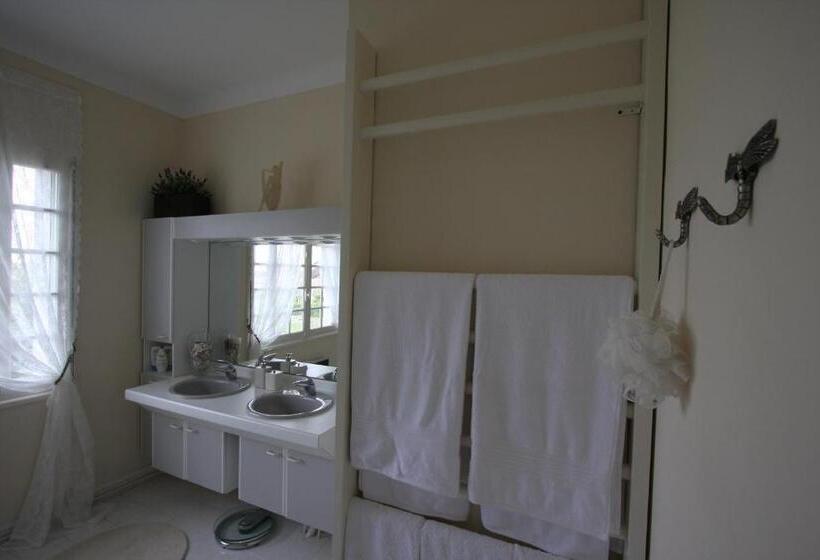 住宿加早餐 The Retreat @ Le Grand Bois