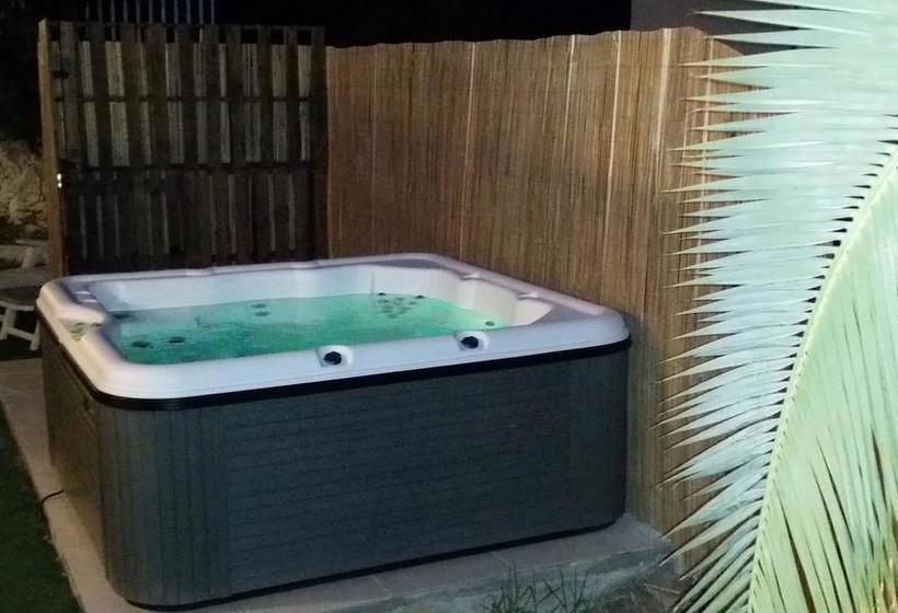 مبيت وإفطار Villa Bellebo