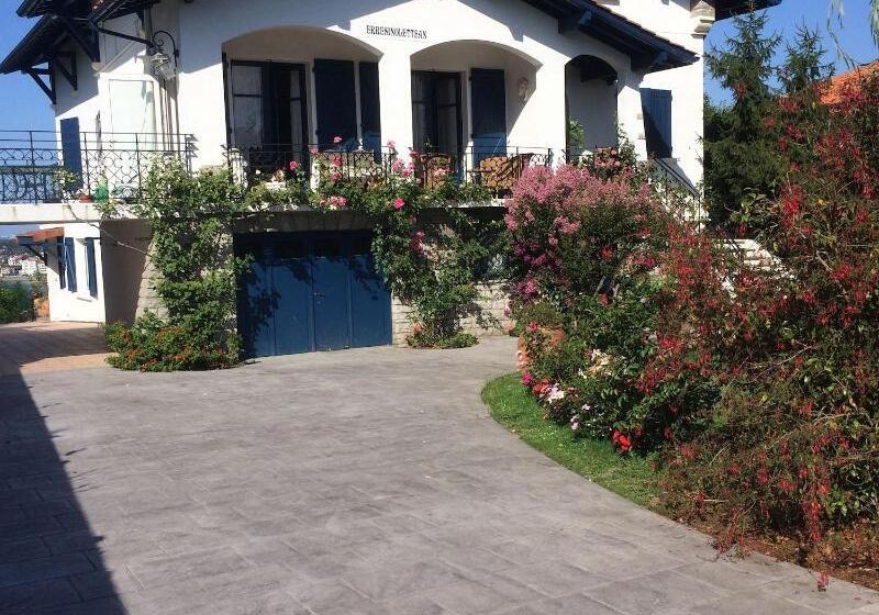 צימר Villa Erresiñolettean