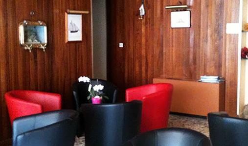 Grand Hotel De L étoile